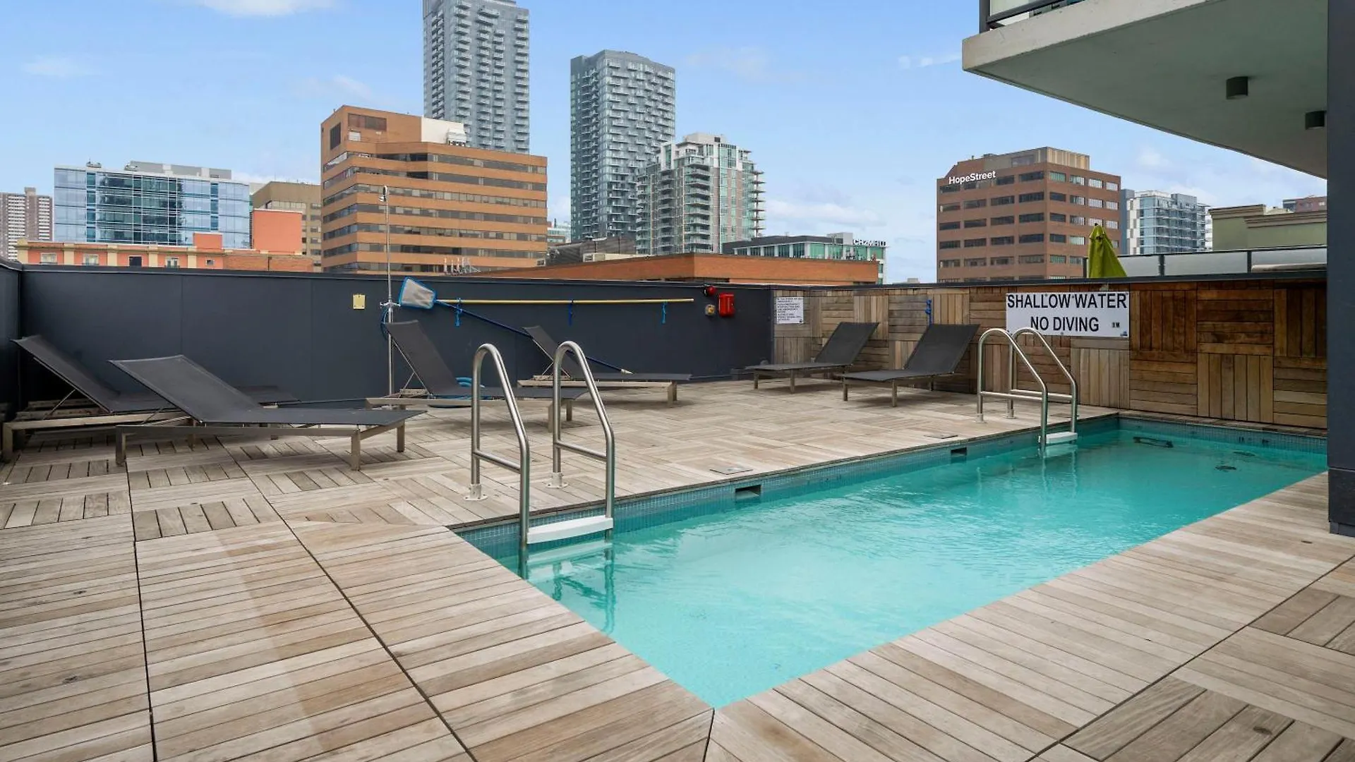 Globalstay Downtown Calgary Apartments